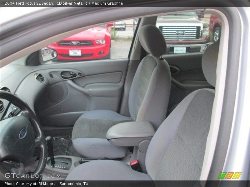 CD Silver Metallic / Medium Graphite 2004 Ford Focus SE Sedan