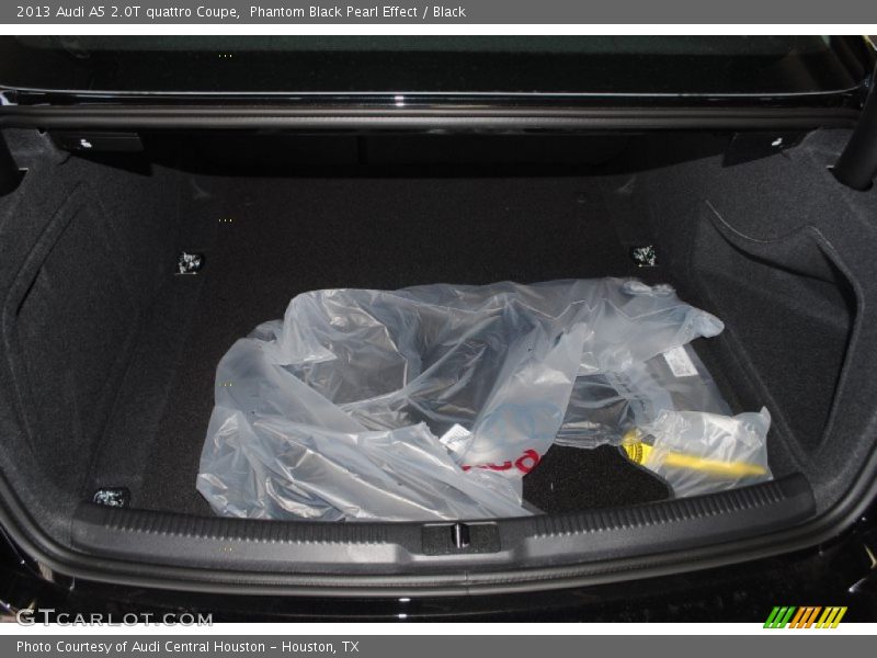 Phantom Black Pearl Effect / Black 2013 Audi A5 2.0T quattro Coupe