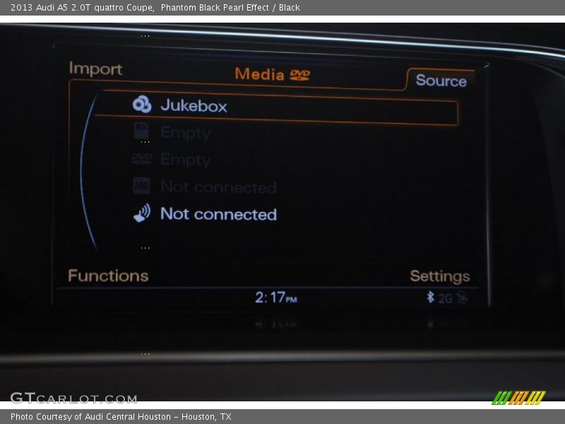 Phantom Black Pearl Effect / Black 2013 Audi A5 2.0T quattro Coupe