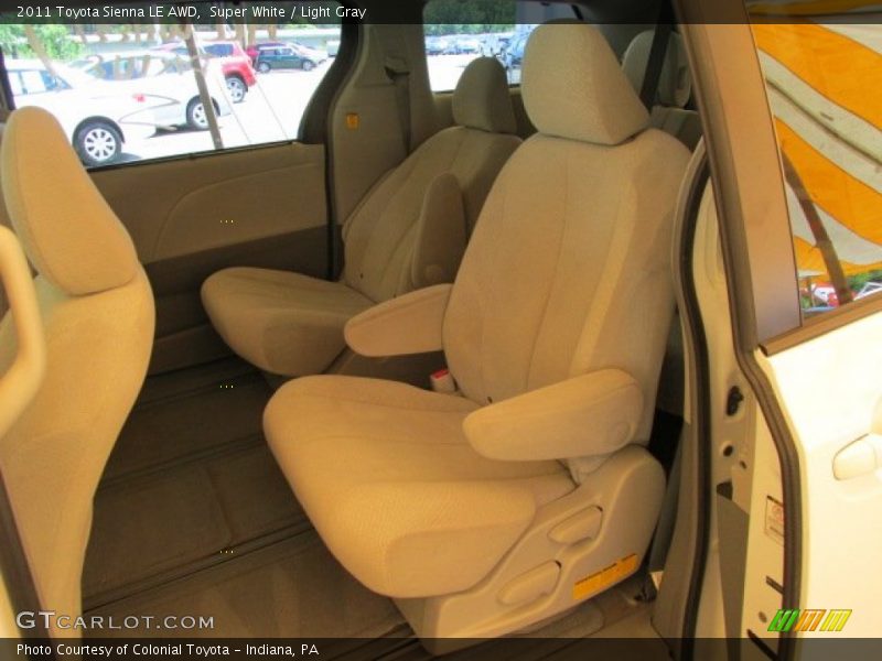 Super White / Light Gray 2011 Toyota Sienna LE AWD
