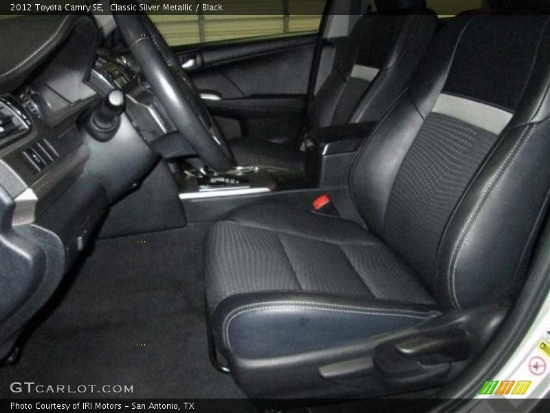 Classic Silver Metallic / Black 2012 Toyota Camry SE