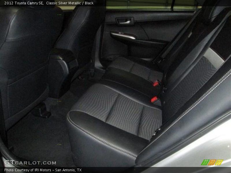 Classic Silver Metallic / Black 2012 Toyota Camry SE
