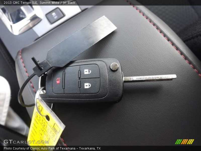 Summit White / Jet Black 2013 GMC Terrain SLE