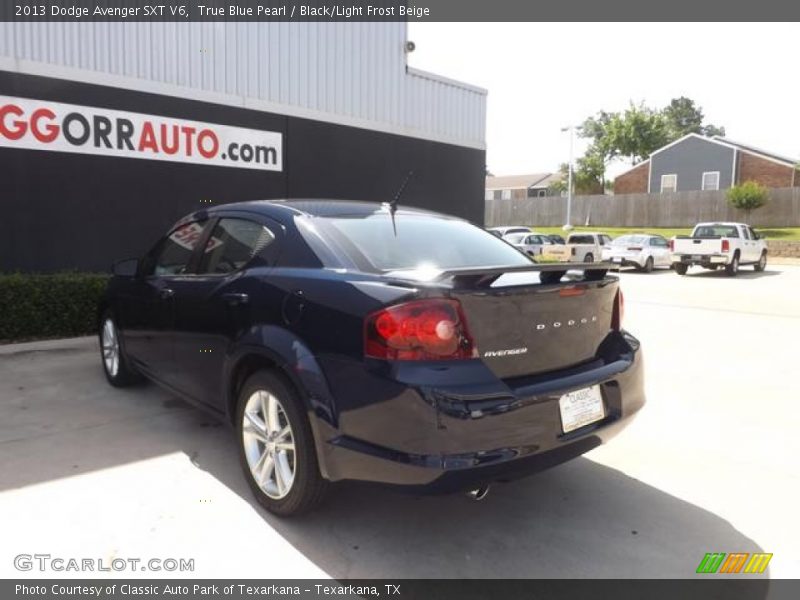 True Blue Pearl / Black/Light Frost Beige 2013 Dodge Avenger SXT V6
