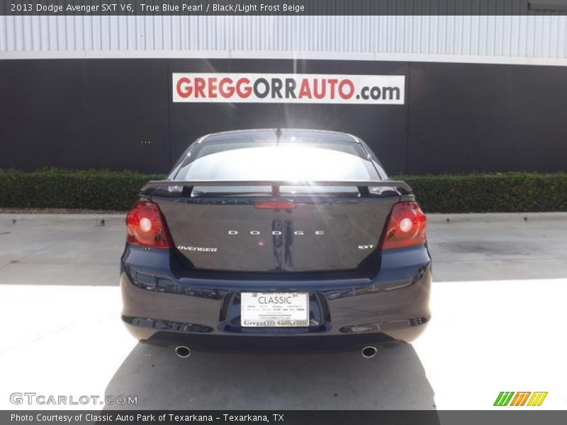 True Blue Pearl / Black/Light Frost Beige 2013 Dodge Avenger SXT V6