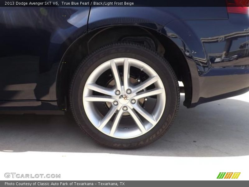True Blue Pearl / Black/Light Frost Beige 2013 Dodge Avenger SXT V6