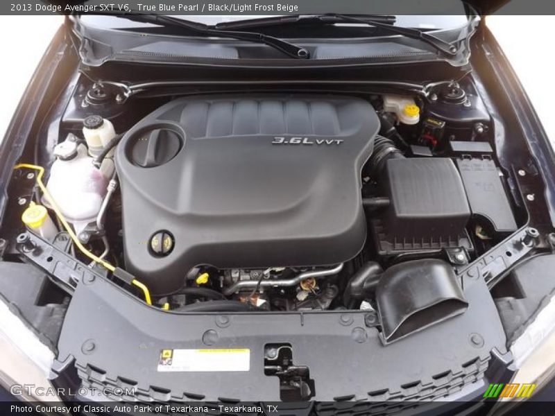 True Blue Pearl / Black/Light Frost Beige 2013 Dodge Avenger SXT V6