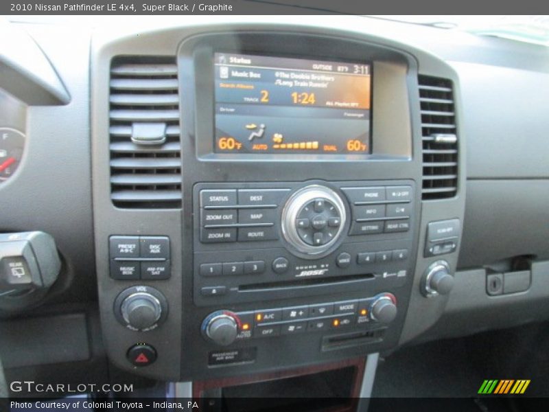 Super Black / Graphite 2010 Nissan Pathfinder LE 4x4