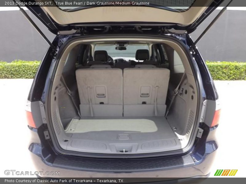 True Blue Pearl / Dark Graystone/Medium Graystone 2013 Dodge Durango SXT