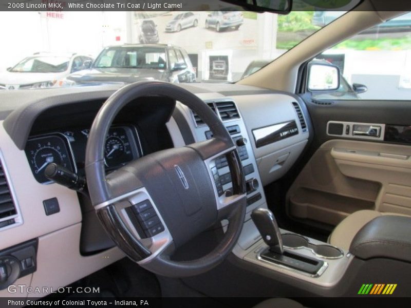 White Chocolate Tri Coat / Light Camel 2008 Lincoln MKX