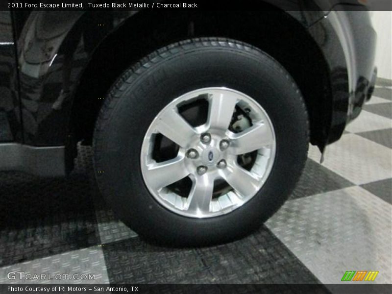 Tuxedo Black Metallic / Charcoal Black 2011 Ford Escape Limited