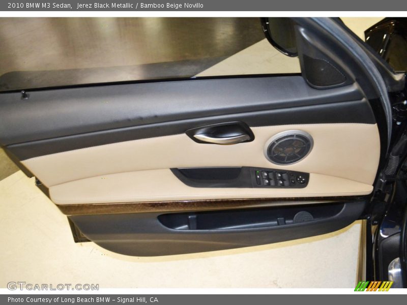 Door Panel of 2010 M3 Sedan