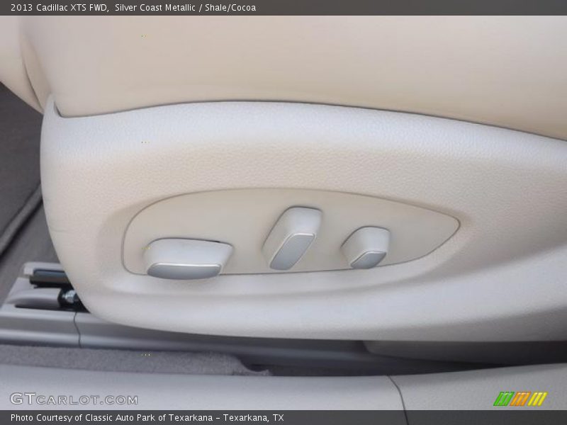 Silver Coast Metallic / Shale/Cocoa 2013 Cadillac XTS FWD