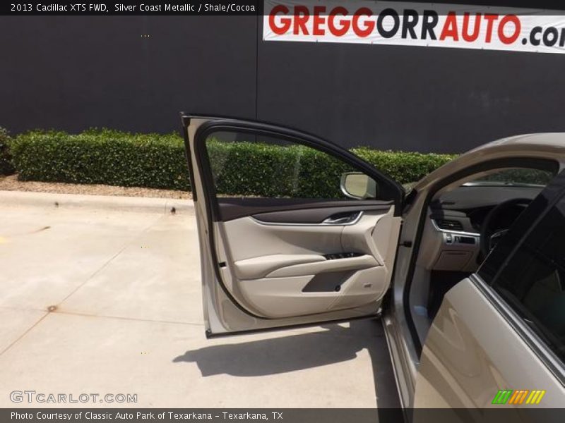 Silver Coast Metallic / Shale/Cocoa 2013 Cadillac XTS FWD