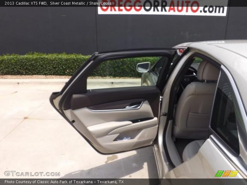 Silver Coast Metallic / Shale/Cocoa 2013 Cadillac XTS FWD