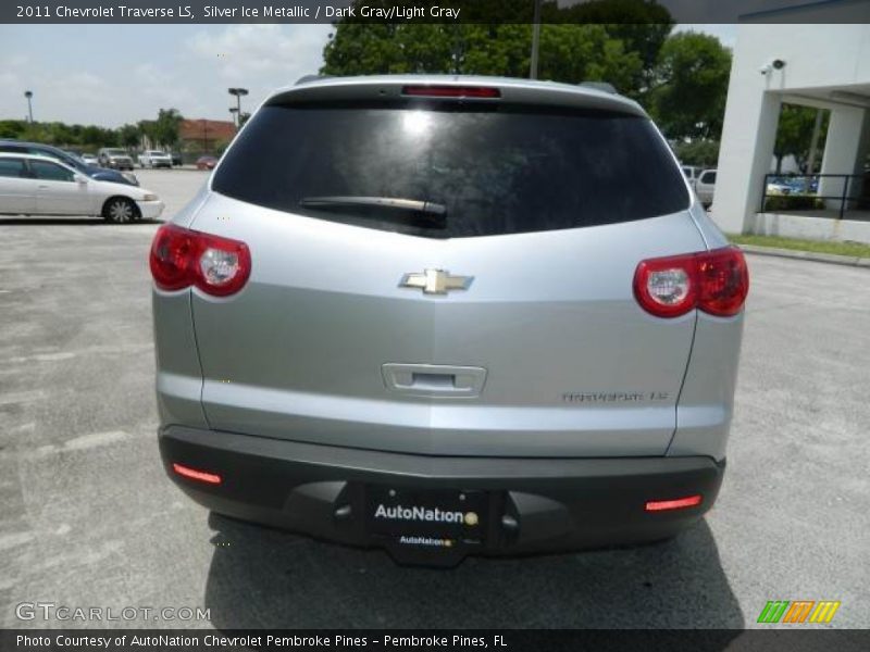 Silver Ice Metallic / Dark Gray/Light Gray 2011 Chevrolet Traverse LS