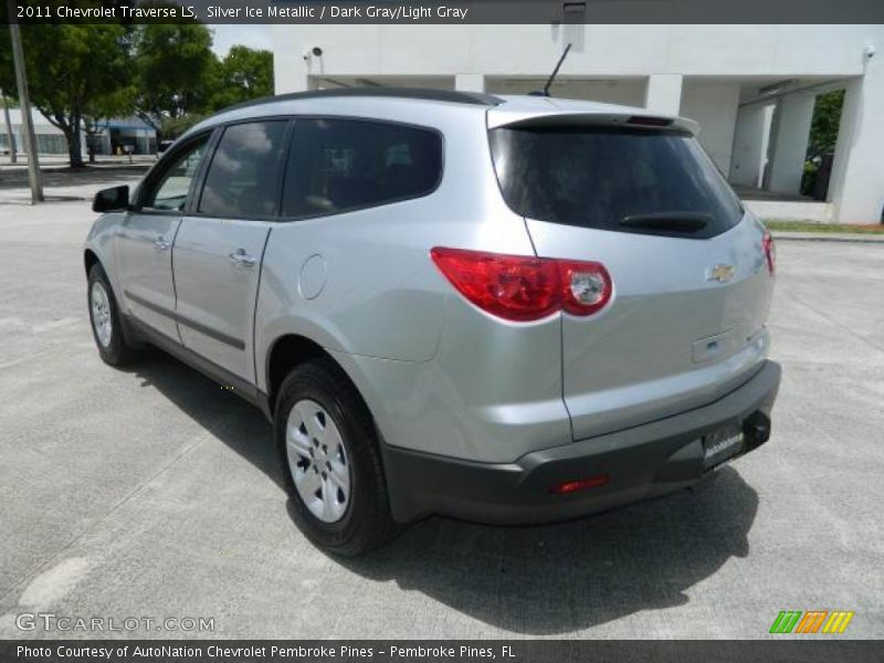Silver Ice Metallic / Dark Gray/Light Gray 2011 Chevrolet Traverse LS
