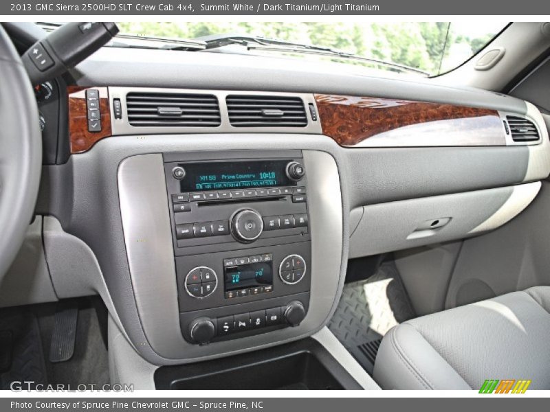 Dashboard of 2013 Sierra 2500HD SLT Crew Cab 4x4