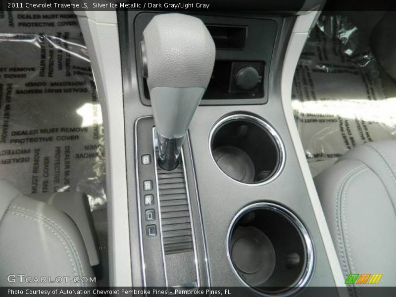 Silver Ice Metallic / Dark Gray/Light Gray 2011 Chevrolet Traverse LS