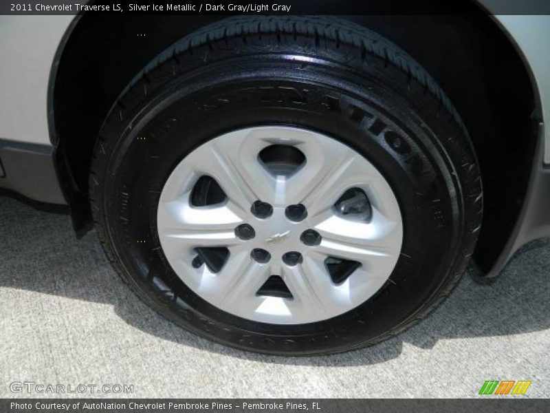 Silver Ice Metallic / Dark Gray/Light Gray 2011 Chevrolet Traverse LS