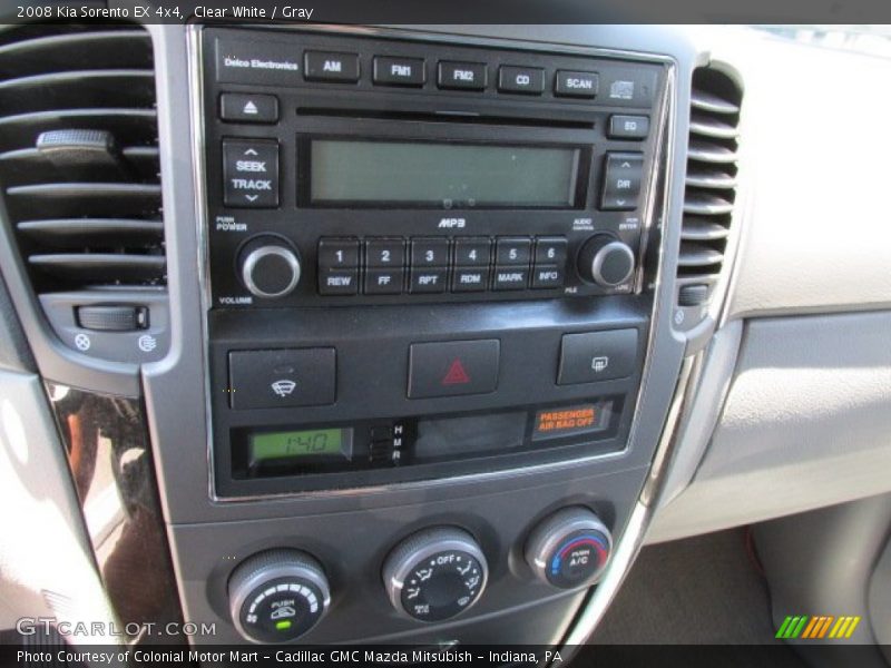 Clear White / Gray 2008 Kia Sorento EX 4x4