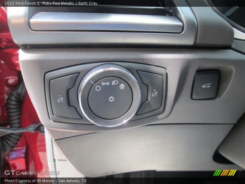 Ruby Red Metallic / Earth Gray 2013 Ford Fusion S