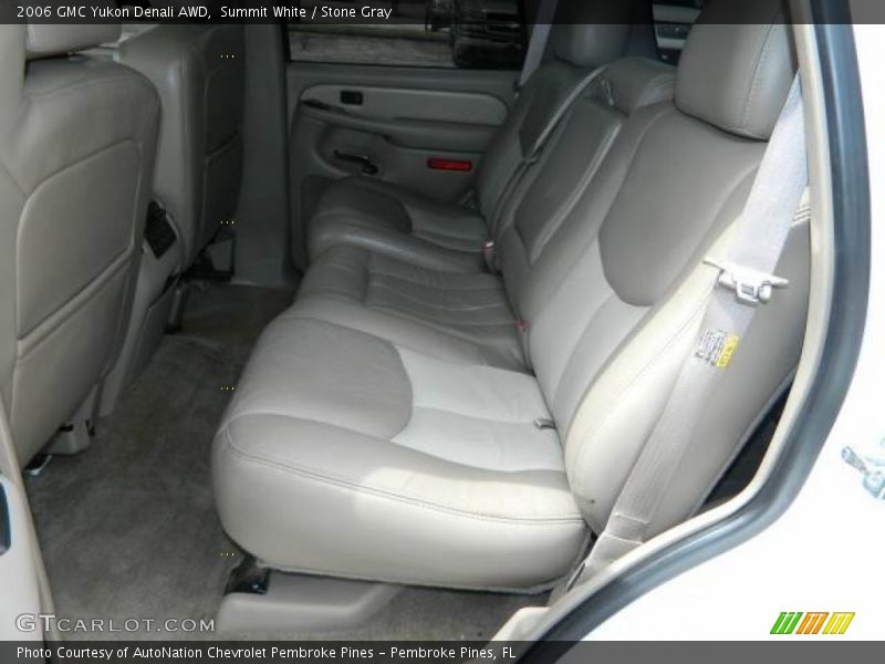 Summit White / Stone Gray 2006 GMC Yukon Denali AWD