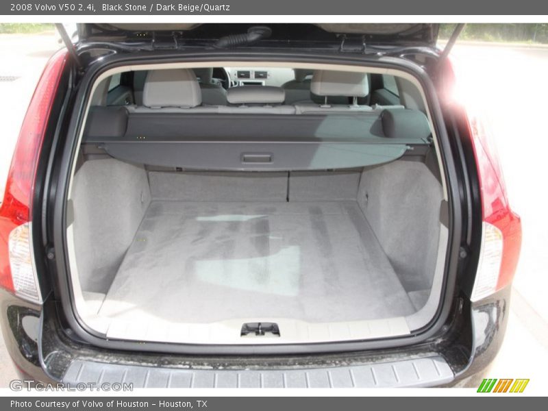  2008 V50 2.4i Trunk