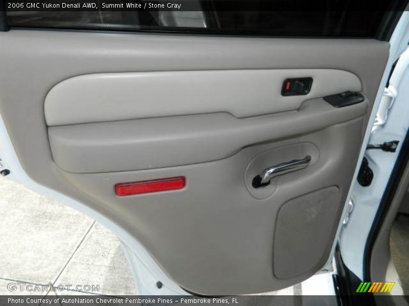 Summit White / Stone Gray 2006 GMC Yukon Denali AWD