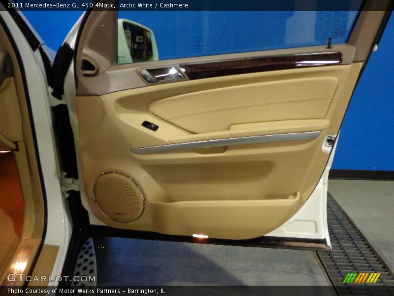 Arctic White / Cashmere 2011 Mercedes-Benz GL 450 4Matic