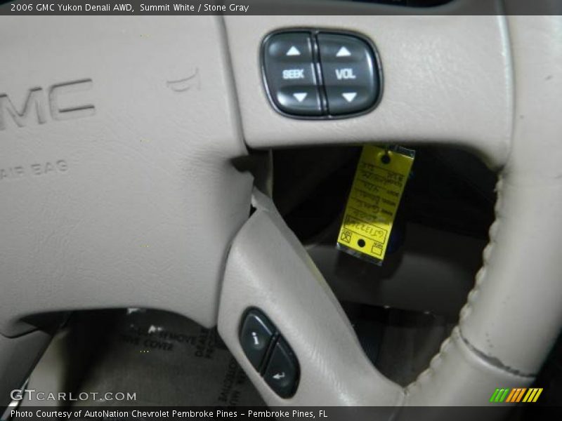 Summit White / Stone Gray 2006 GMC Yukon Denali AWD
