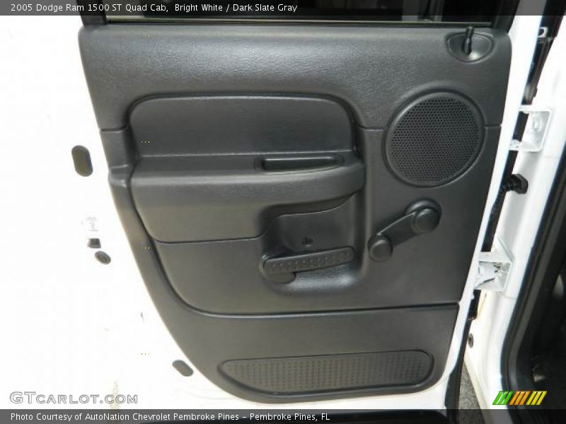 Bright White / Dark Slate Gray 2005 Dodge Ram 1500 ST Quad Cab
