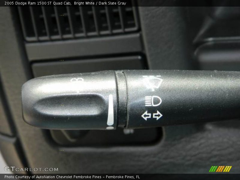 Bright White / Dark Slate Gray 2005 Dodge Ram 1500 ST Quad Cab