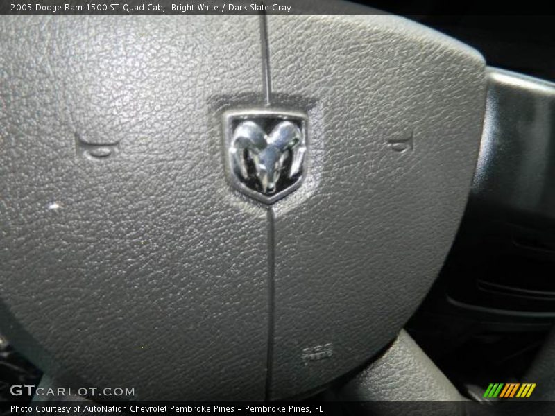 Bright White / Dark Slate Gray 2005 Dodge Ram 1500 ST Quad Cab
