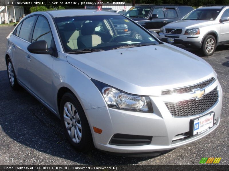 Silver Ice Metallic / Jet Black/Medium Titanium 2011 Chevrolet Cruze LS