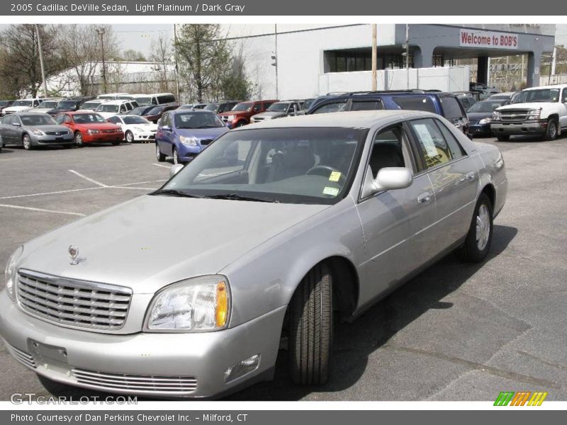 Light Platinum / Dark Gray 2005 Cadillac DeVille Sedan