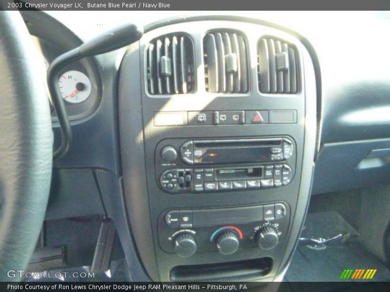 Butane Blue Pearl / Navy Blue 2003 Chrysler Voyager LX