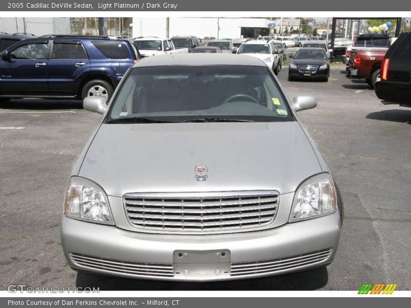 Light Platinum / Dark Gray 2005 Cadillac DeVille Sedan