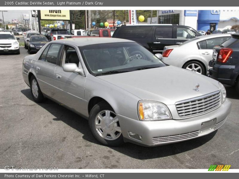 Light Platinum / Dark Gray 2005 Cadillac DeVille Sedan