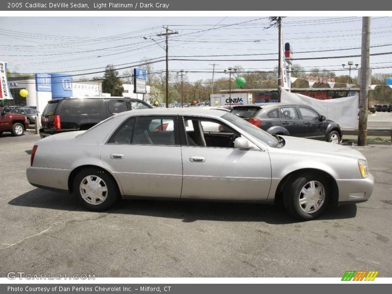 Light Platinum / Dark Gray 2005 Cadillac DeVille Sedan
