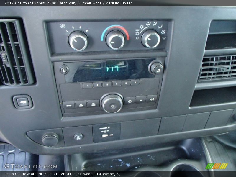 Controls of 2012 Express 2500 Cargo Van