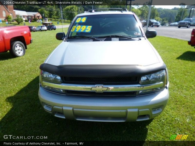 Silverstone Metallic / Dark Pewter 2004 Chevrolet TrailBlazer LT 4x4