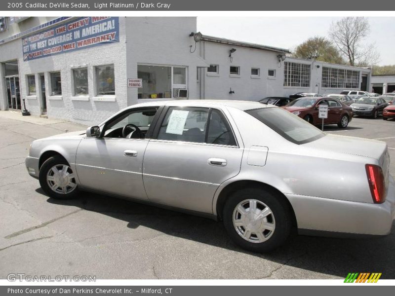 Light Platinum / Dark Gray 2005 Cadillac DeVille Sedan