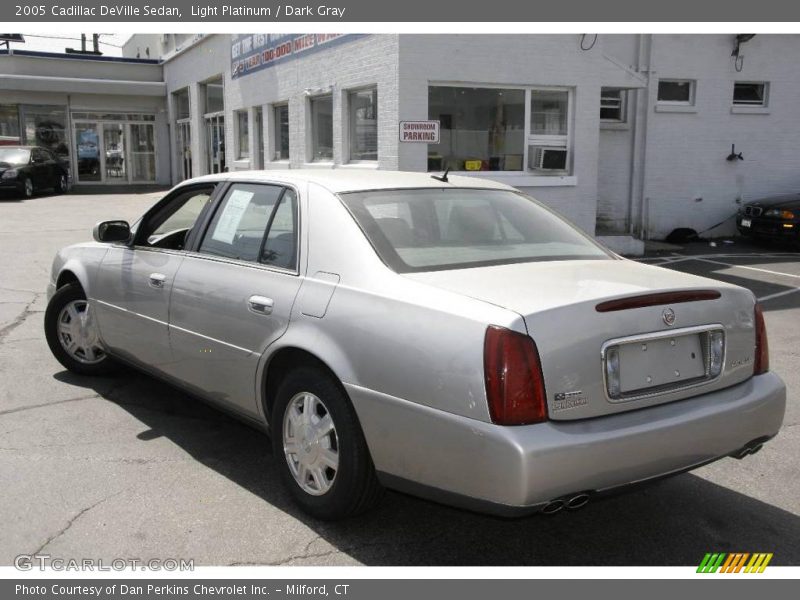 Light Platinum / Dark Gray 2005 Cadillac DeVille Sedan