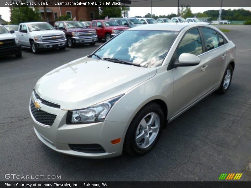 Champagne Silver Metallic / Jet Black 2014 Chevrolet Cruze LT