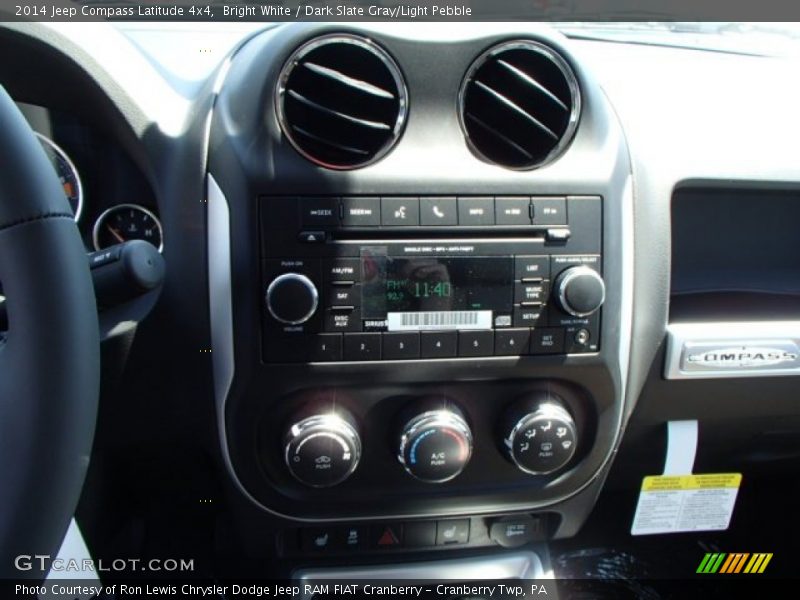 Bright White / Dark Slate Gray/Light Pebble 2014 Jeep Compass Latitude 4x4