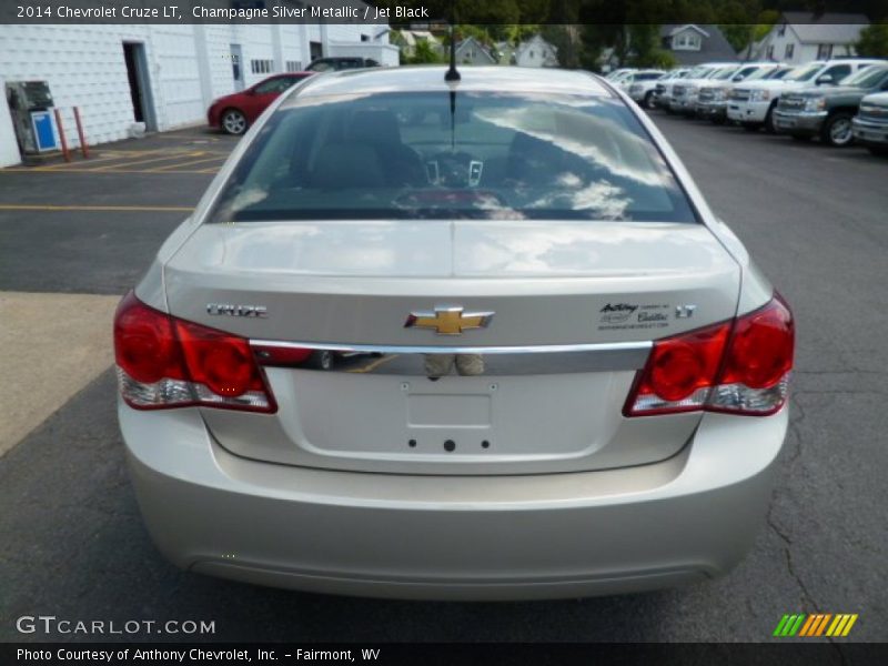 Champagne Silver Metallic / Jet Black 2014 Chevrolet Cruze LT