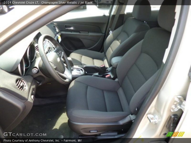 Front Seat of 2014 Cruze LT
