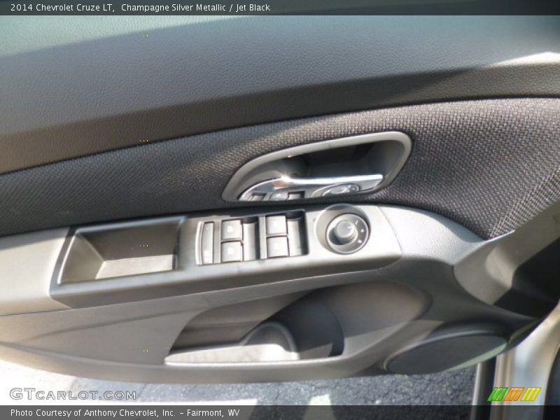 Champagne Silver Metallic / Jet Black 2014 Chevrolet Cruze LT