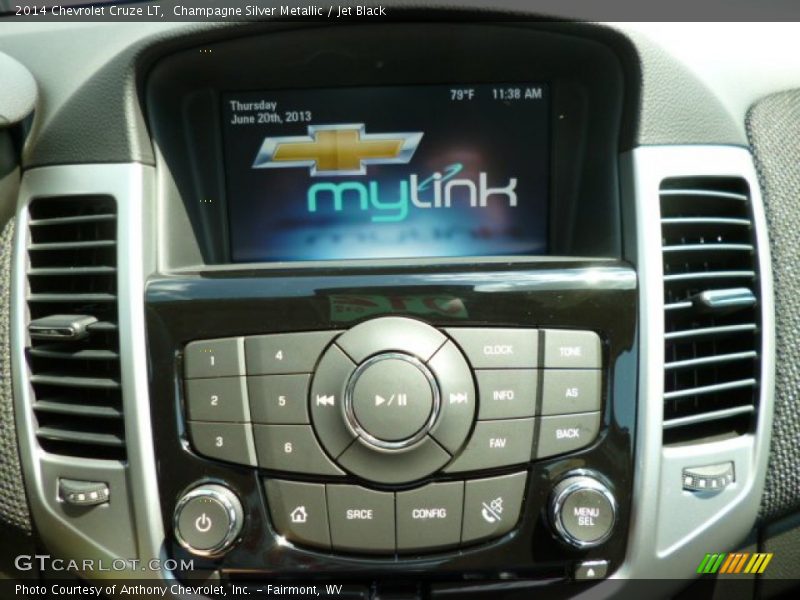 Champagne Silver Metallic / Jet Black 2014 Chevrolet Cruze LT